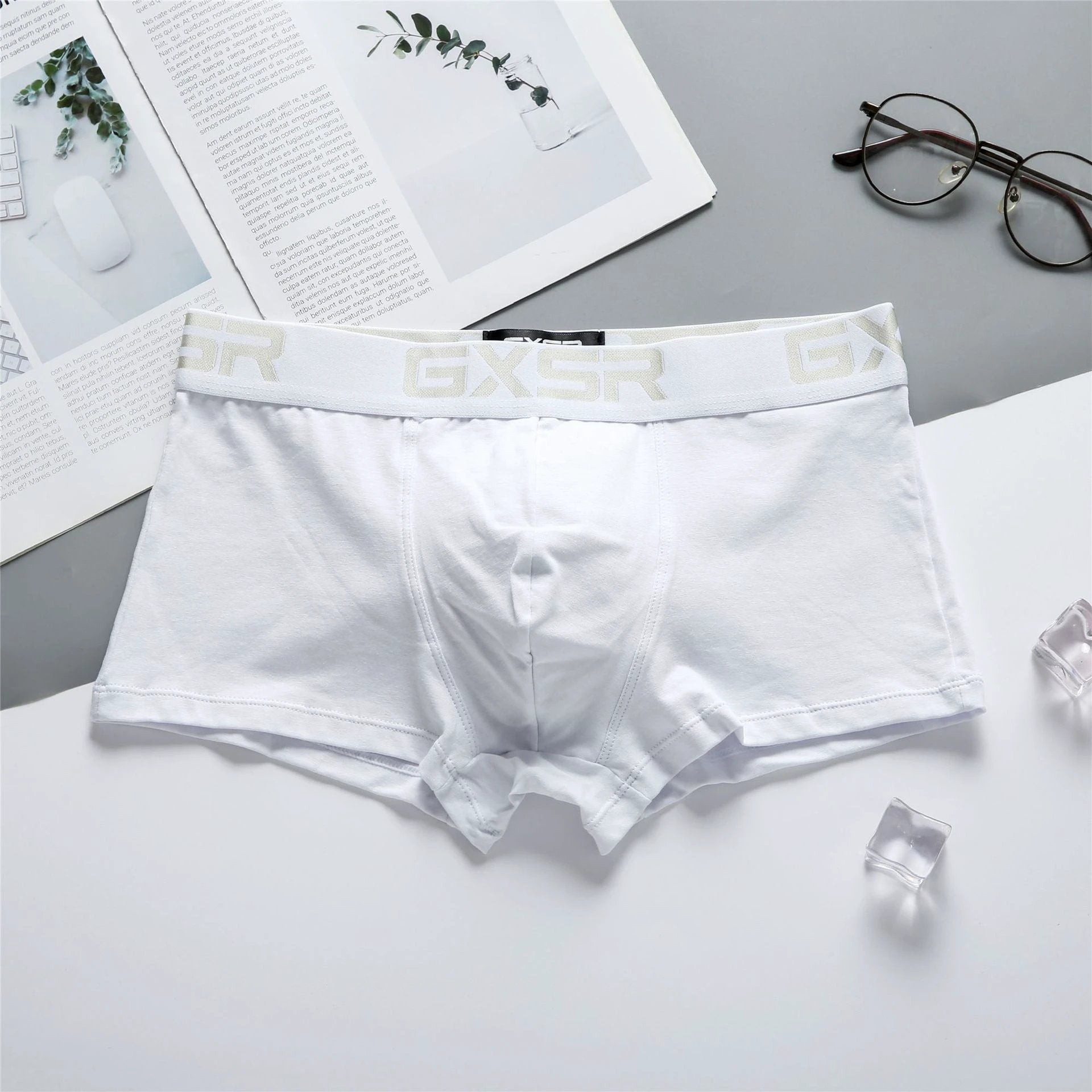 Men's Purified Cotton Low Waist Breathable Comfortable Solid Color Underwear