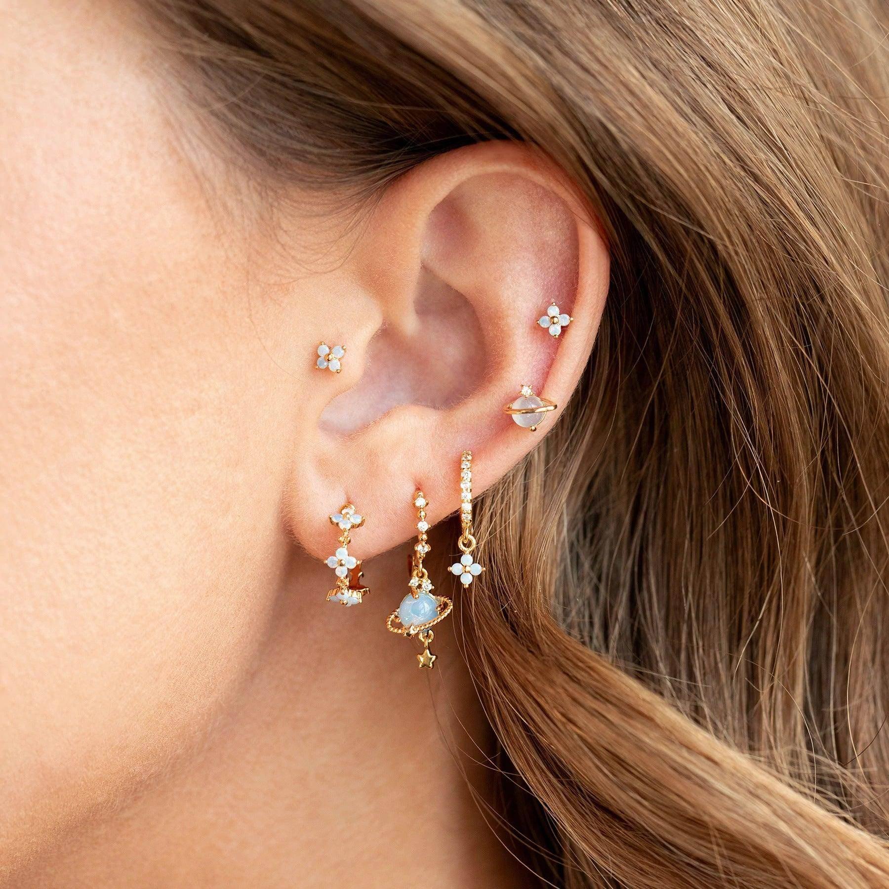 Multi Sets of Blue Flower Pierced Earrings, 4-6pcs, 18k Gold Plated Stud Drop Hoop Huggie Cuff Chain, S925 Needle, Stacked Lobe Designs with Dazzling Zirconia