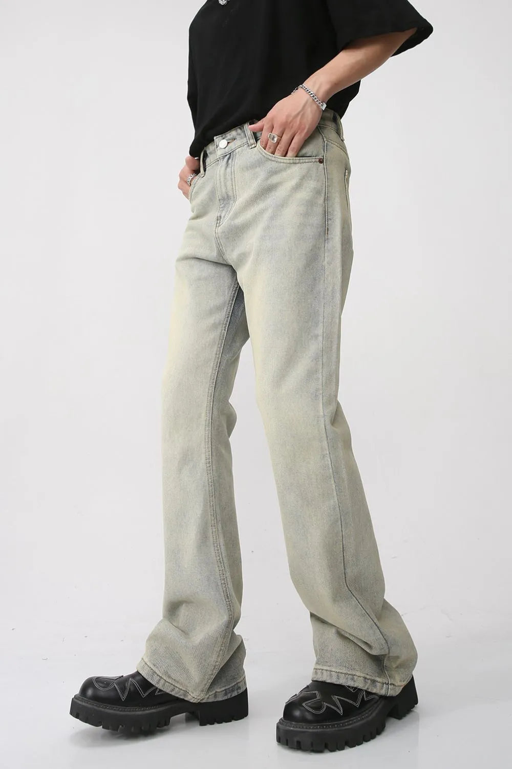 Mid Rise Jeans with Pockets - Japanese Denim