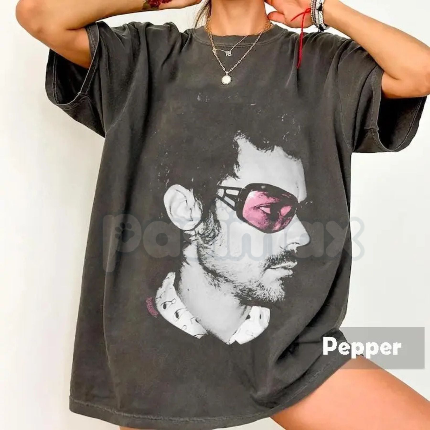 Comfort Colors® Harry Disco Ball & Kiss T-Shirt – Retro Music Fan Graphic Tee, Vintage "Big Face" Style Concert Shirt, Trendy Aesthetic Pop Star Top