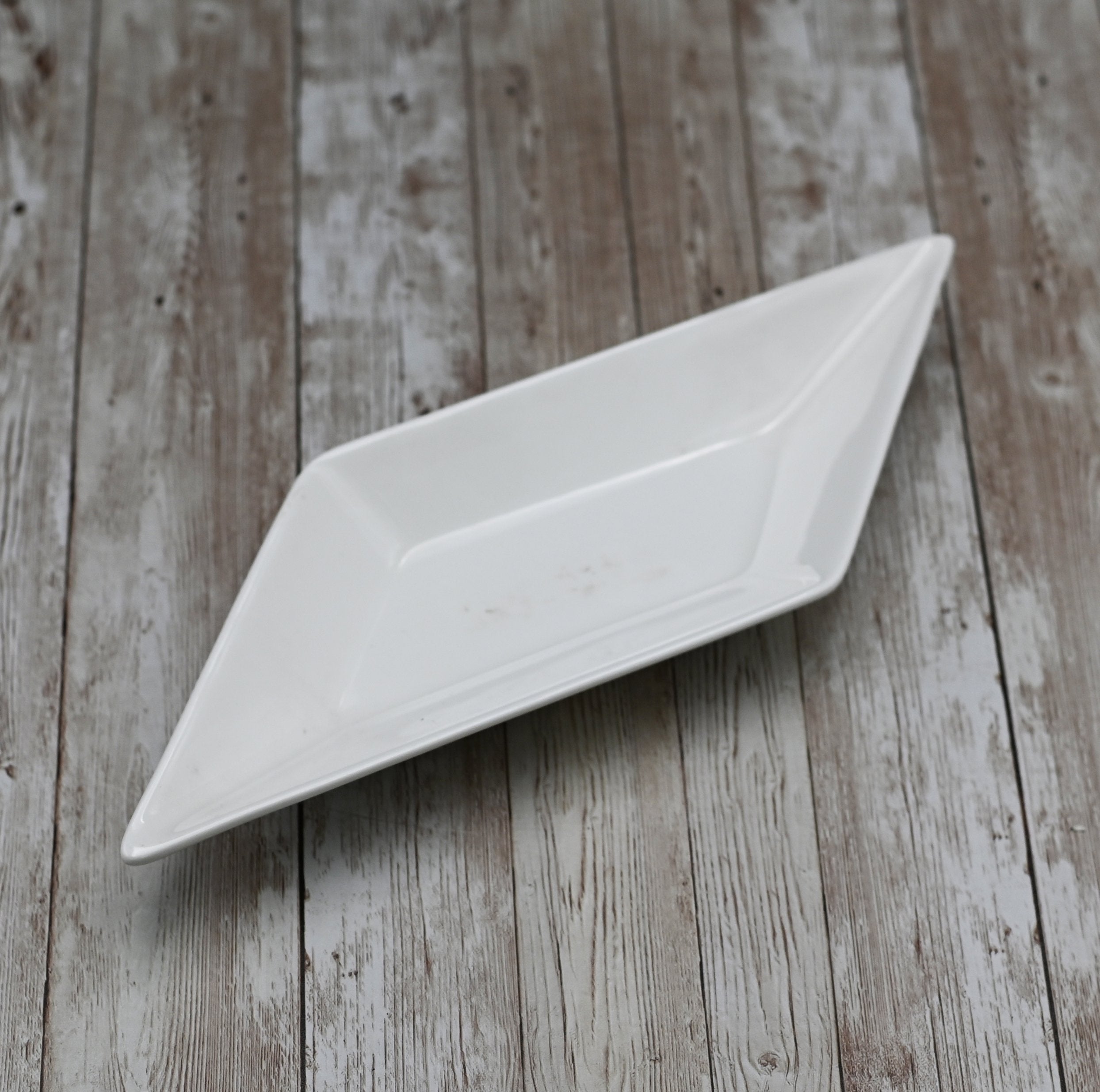 White Diamond Dish 12" inch | 30.5 Cm