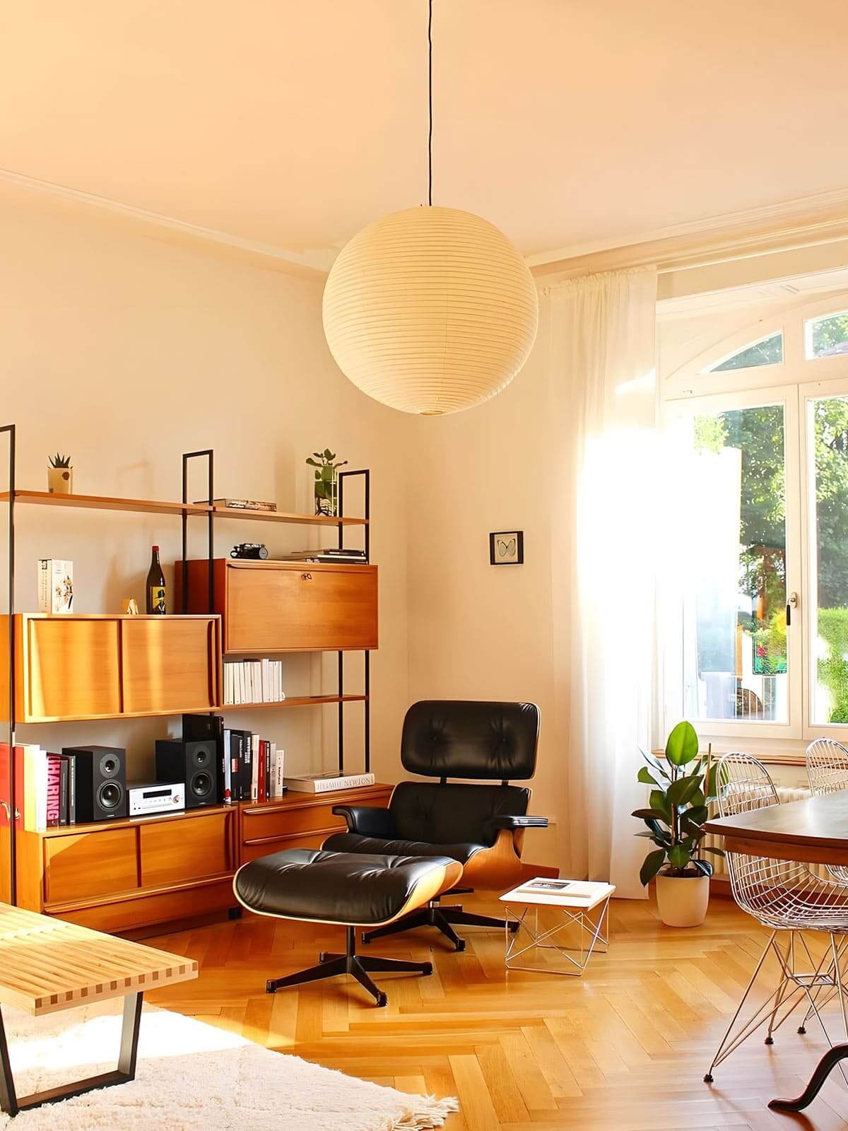 Akari Spherical Pendant Light