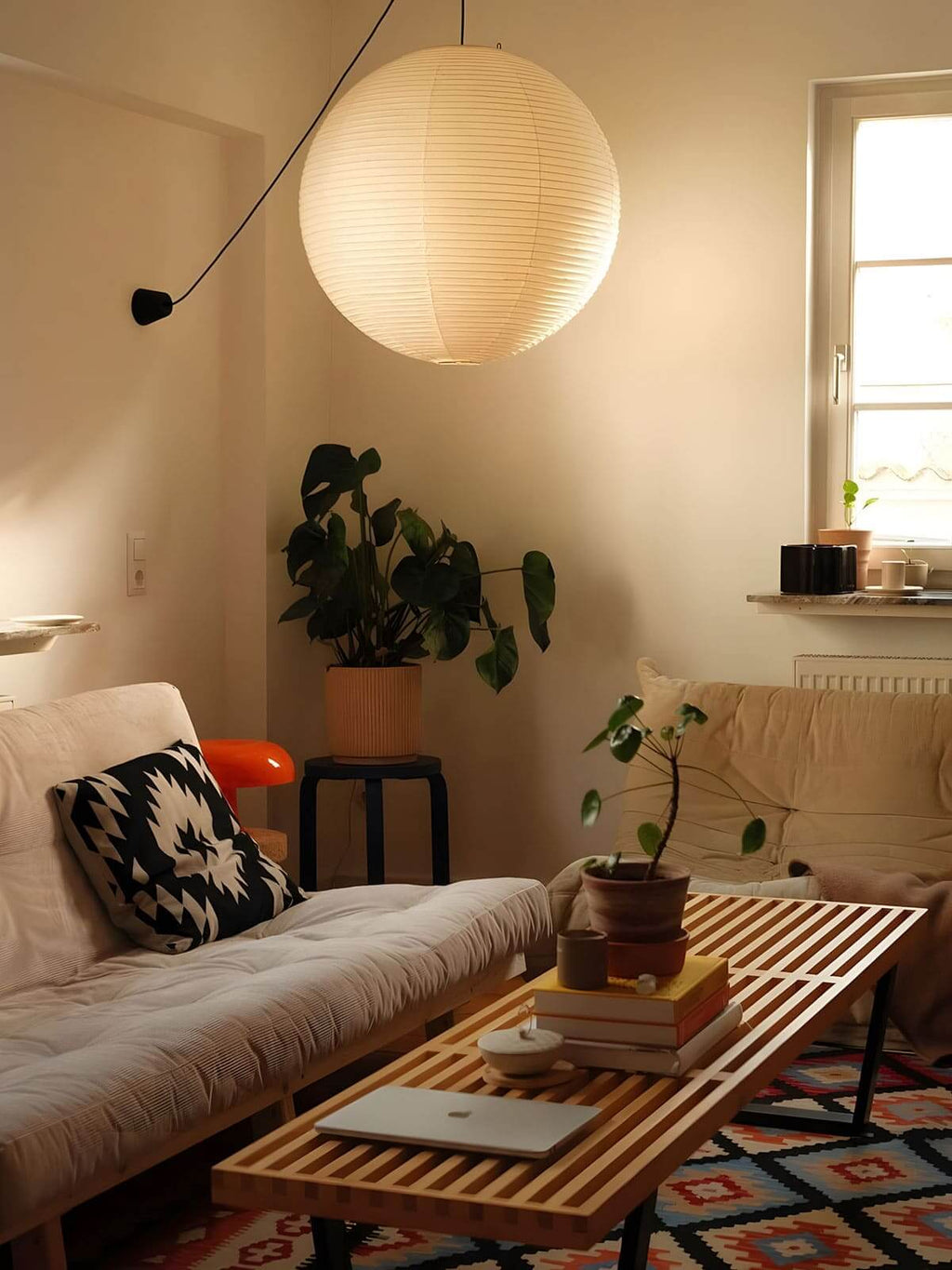 Akari Spherical Pendant Light