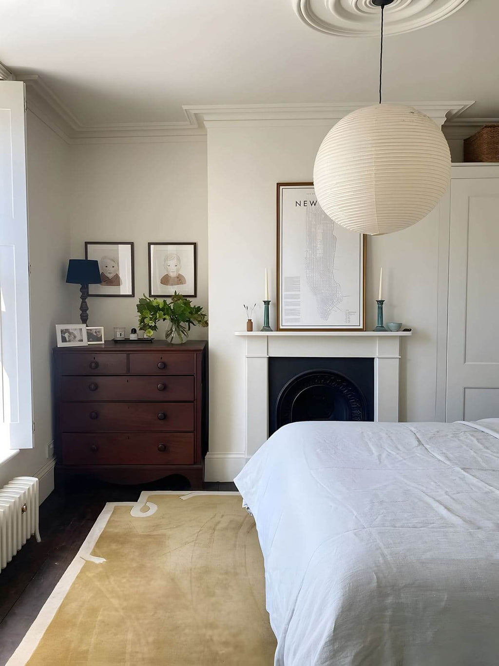 Akari Spherical Pendant Light