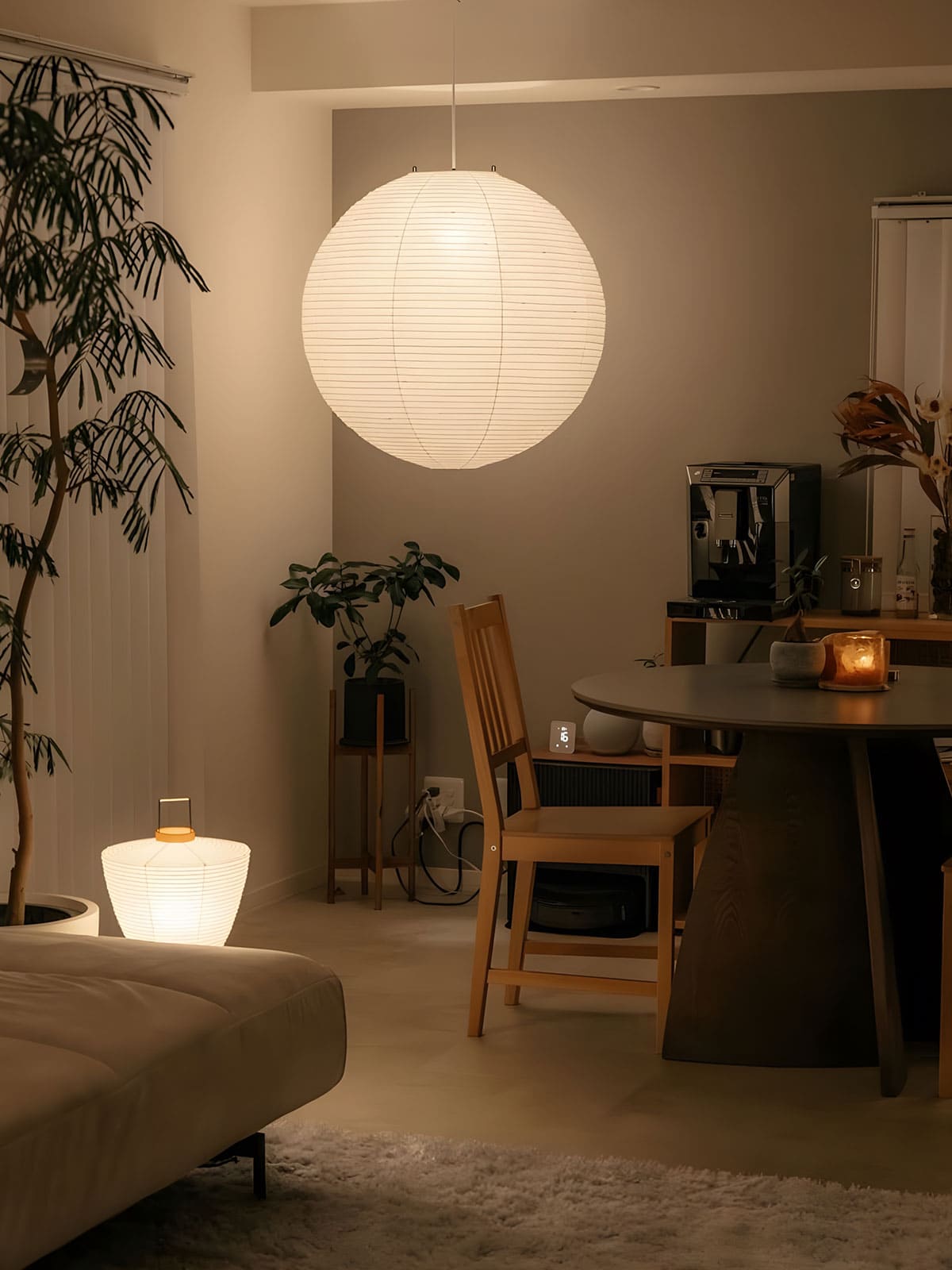 Akari Spherical Pendant Light