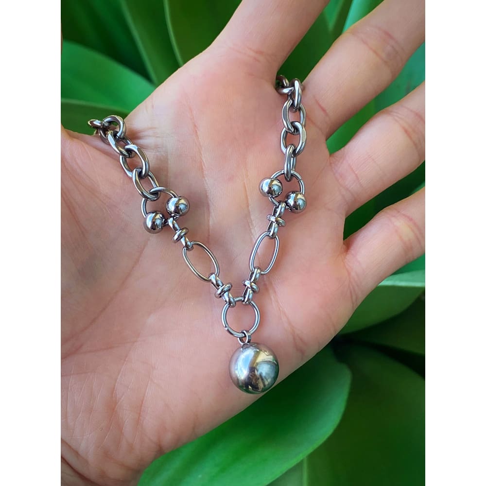 LOBERO CHARM CHOKER