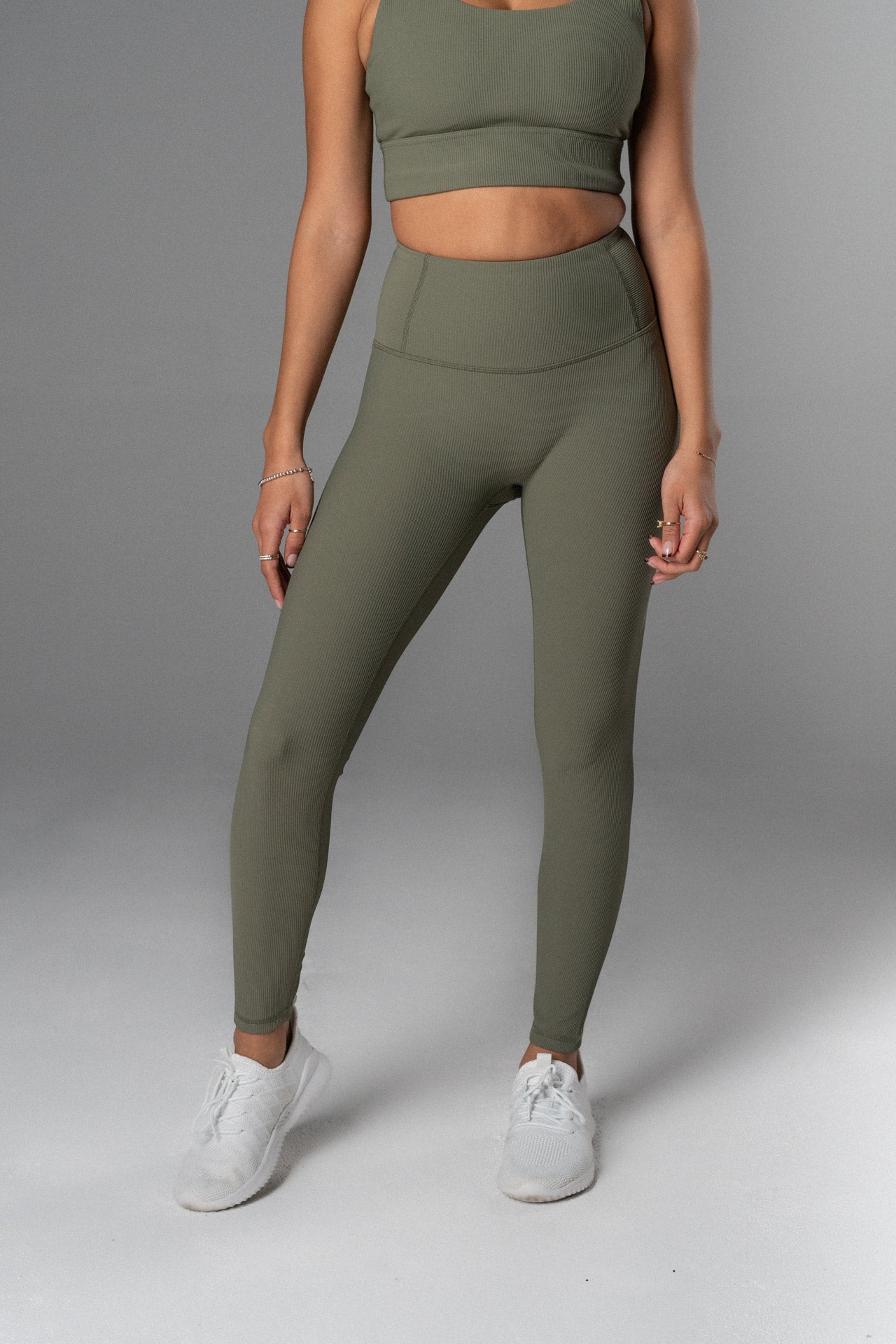 DYNAMIC devoted LITE legging