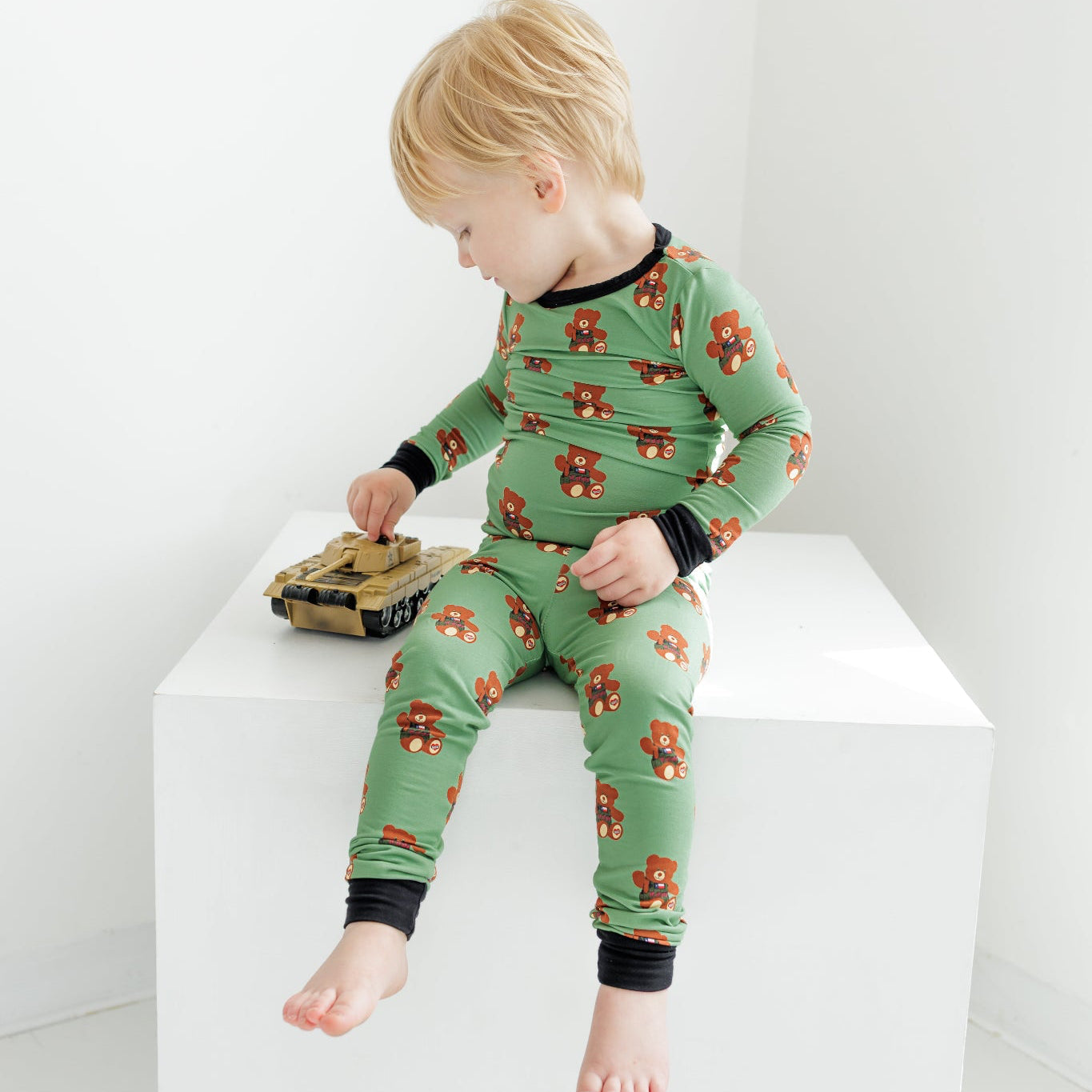 Mama's Bear 2-Piece Set