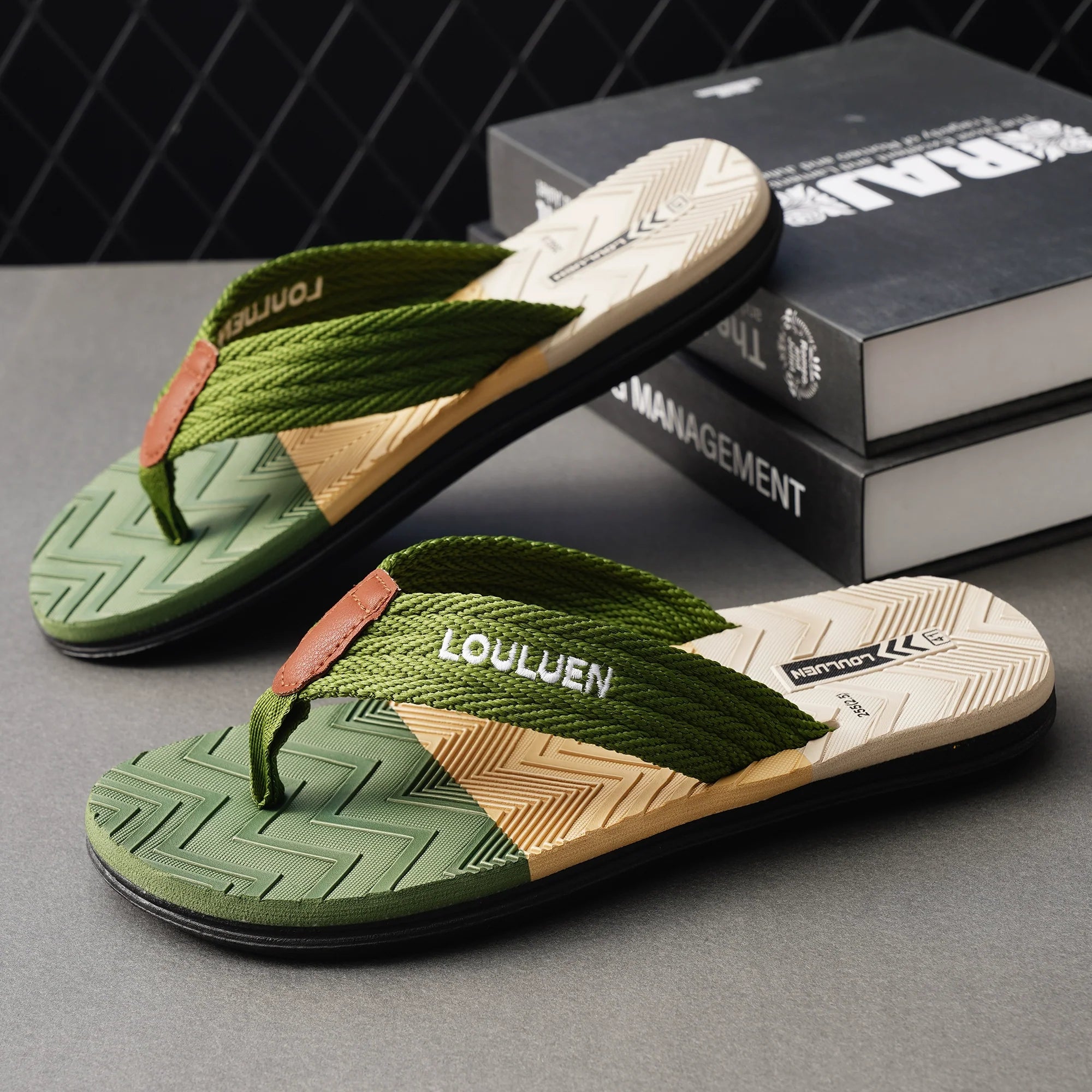 Men's Summer Flip Flops Non-Slip Resistant Outdoor