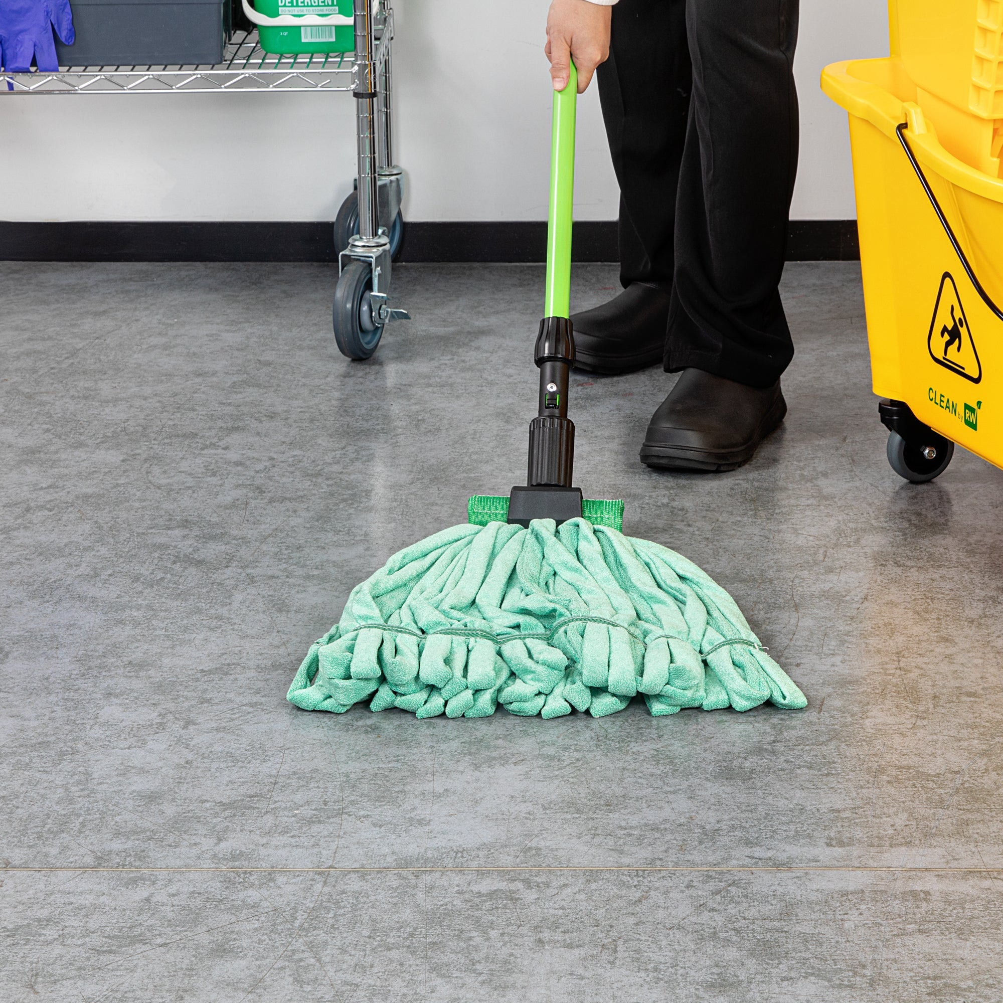 Clean Tek Professional 18 oz Green Microfiber Heavy Duty Wet Mop Head - with 5" Headband- 1 count box