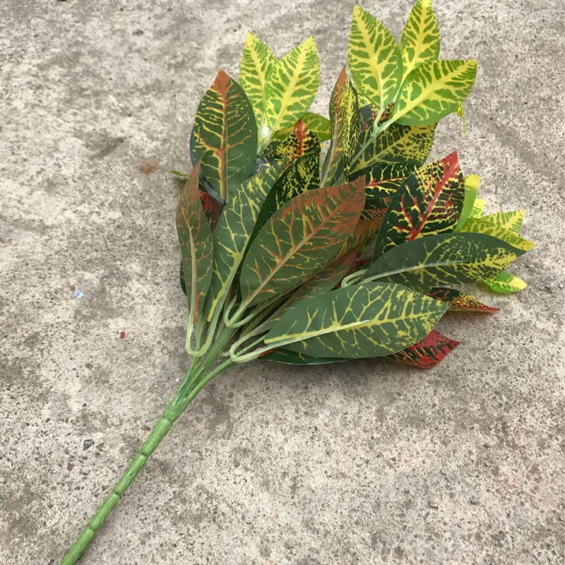 Dlight Decor 33cm Tropical Plant with Codiaeum and Scindapsus Leaves