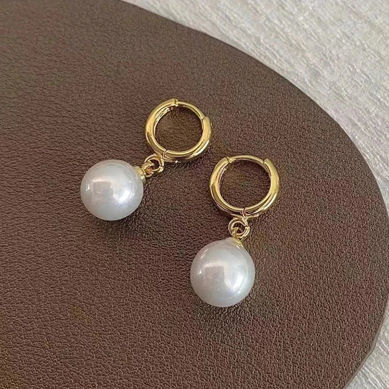 Vintage Circle Drop Earrings – Baroque Pearl Gold Earclips for Women