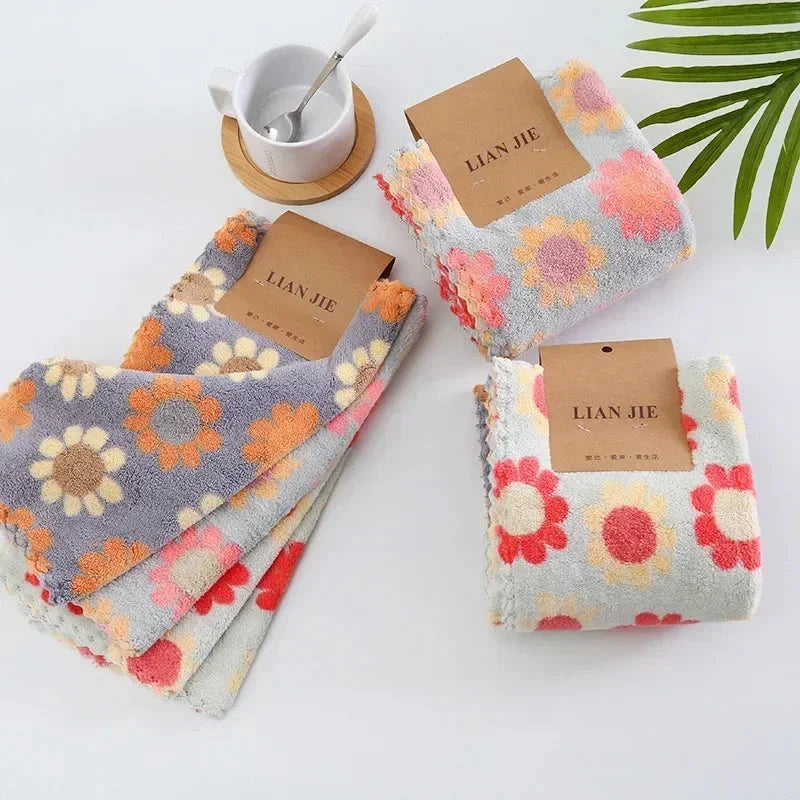 4PCS Cleaning Cloths – Soft Absorbent Coral Fleece Dish Towels