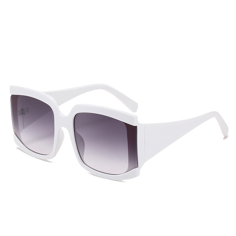 VINTAGE VIBE: Bold Square Oversized Retro Sunglasses