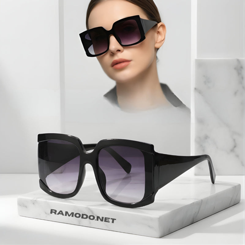 VINTAGE VIBE: Bold Square Oversized Retro Sunglasses