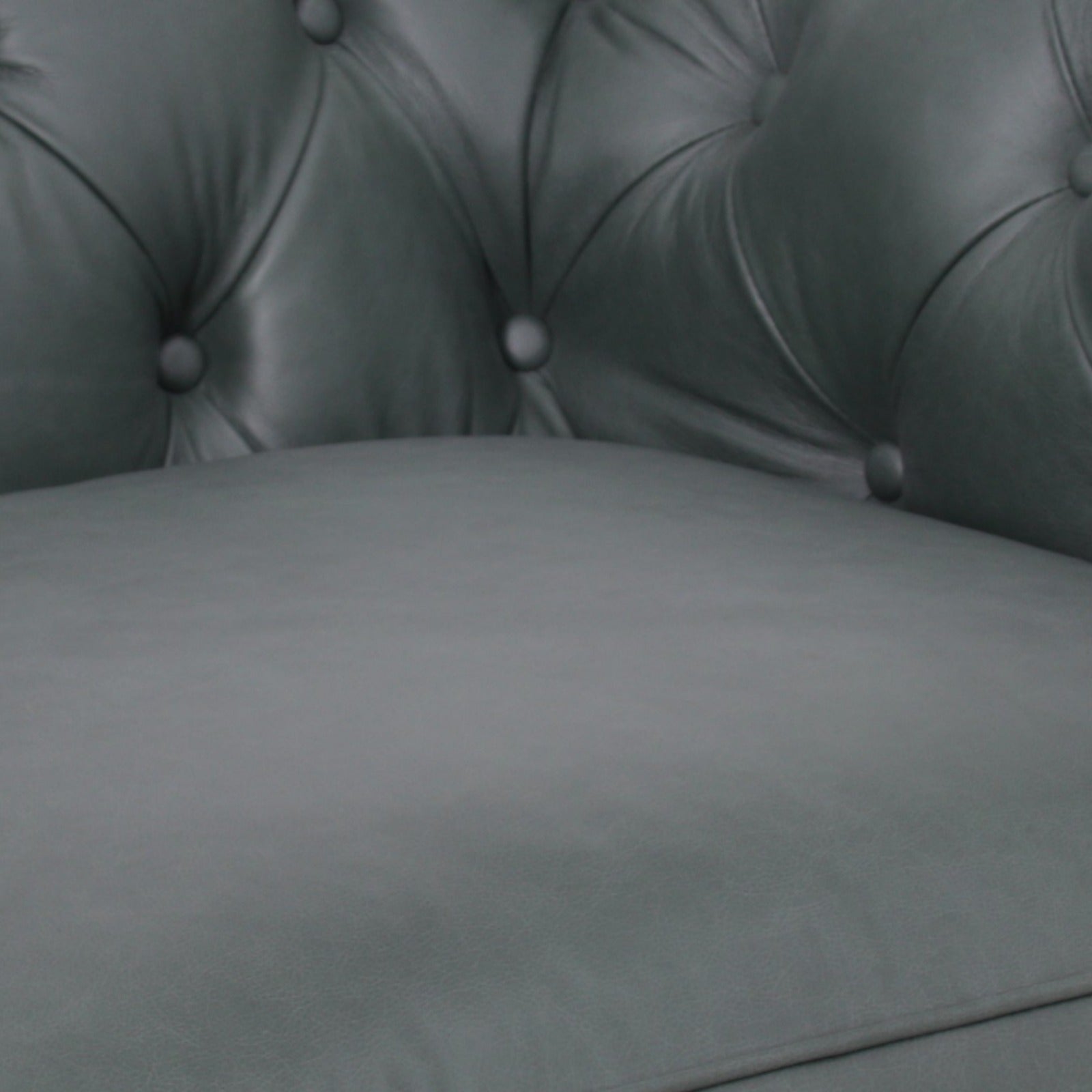 Belgravia Chesterfield Tufted Top Grain Leather Sofa – Classic Elegance Meets Modern Comfort