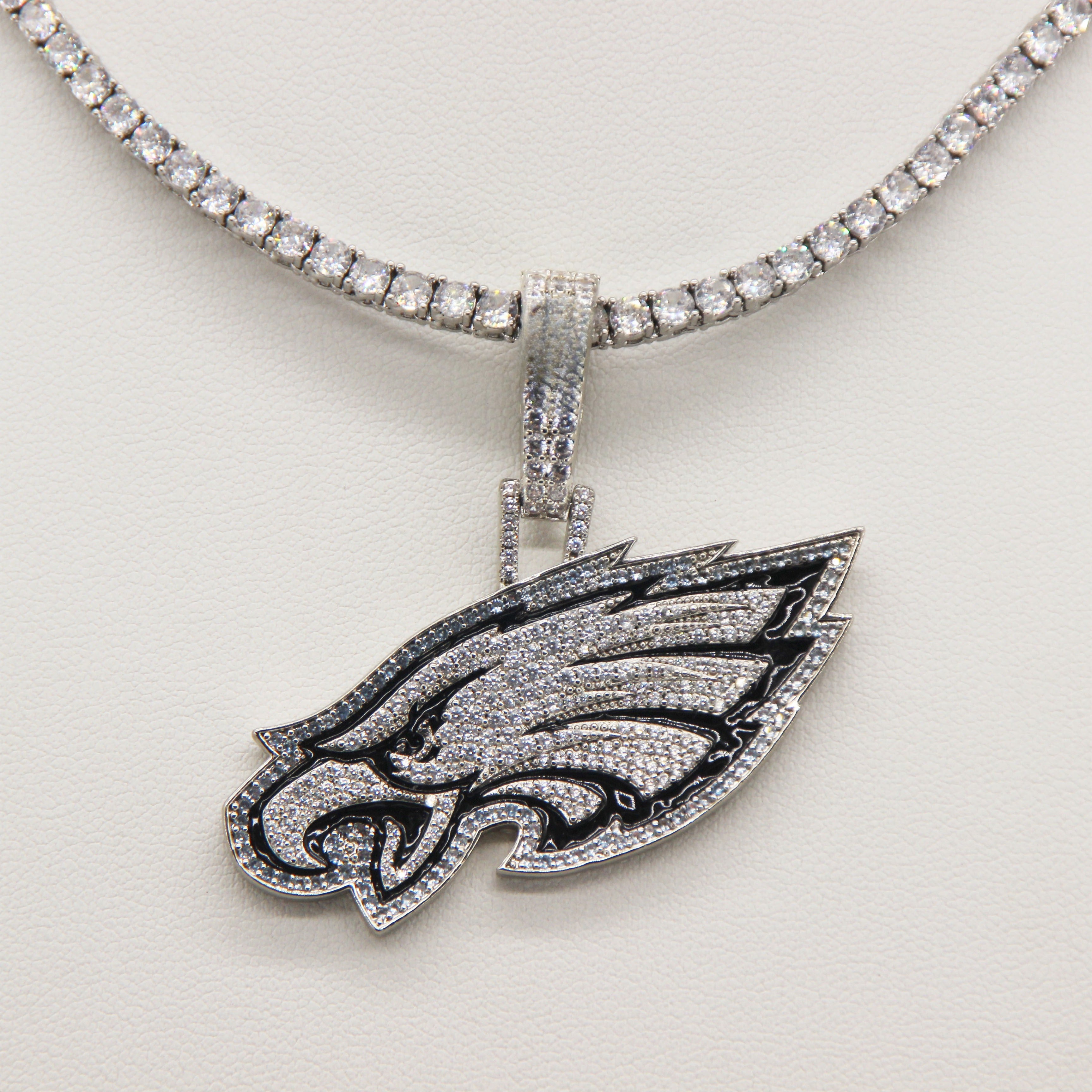 Philadelphia Eagles Zircon Pendant Necklace – Perfect Fan Gift for Game Day & Holidays