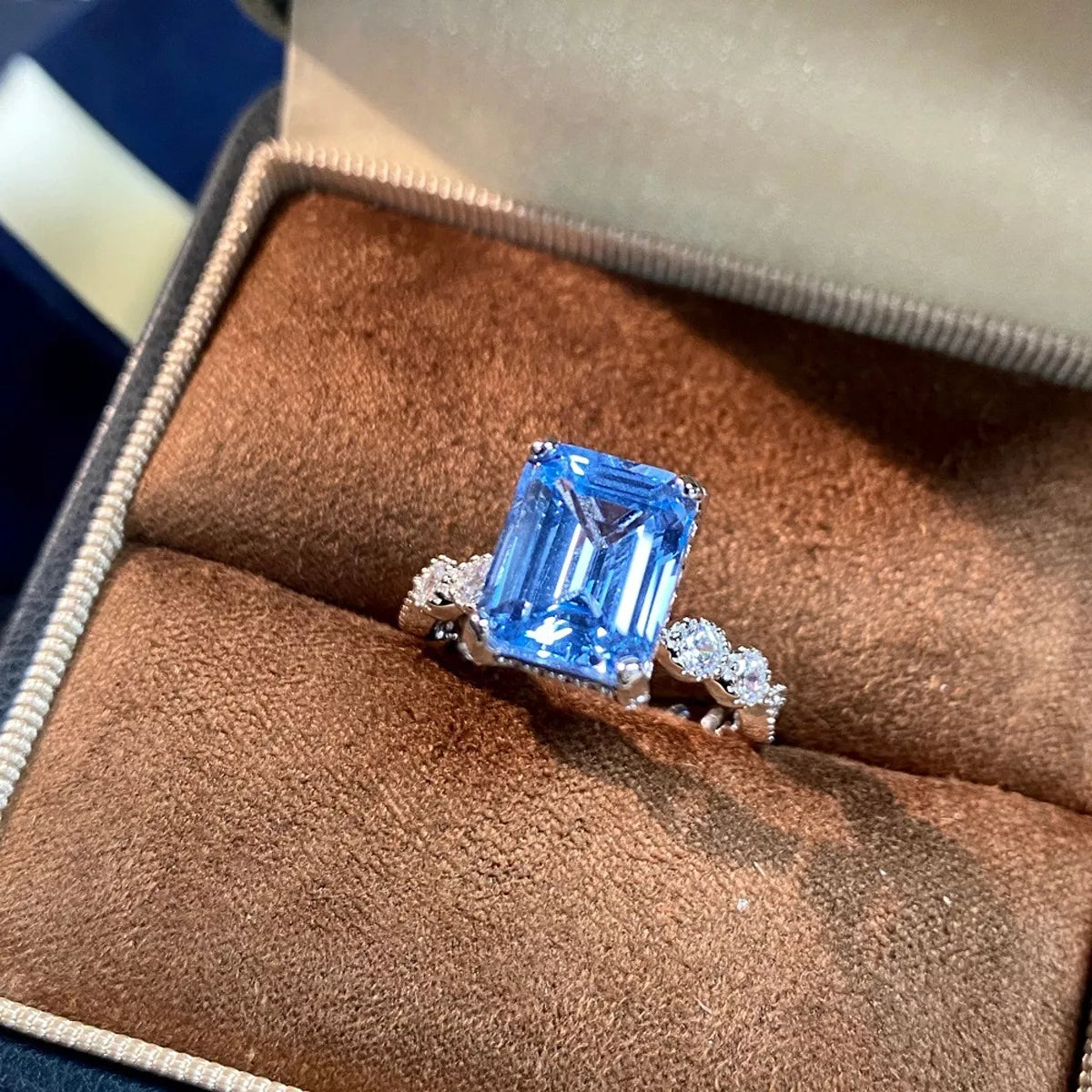cf90a79b-0aca-4c26-9c42-99569036f67c-Max-Origin