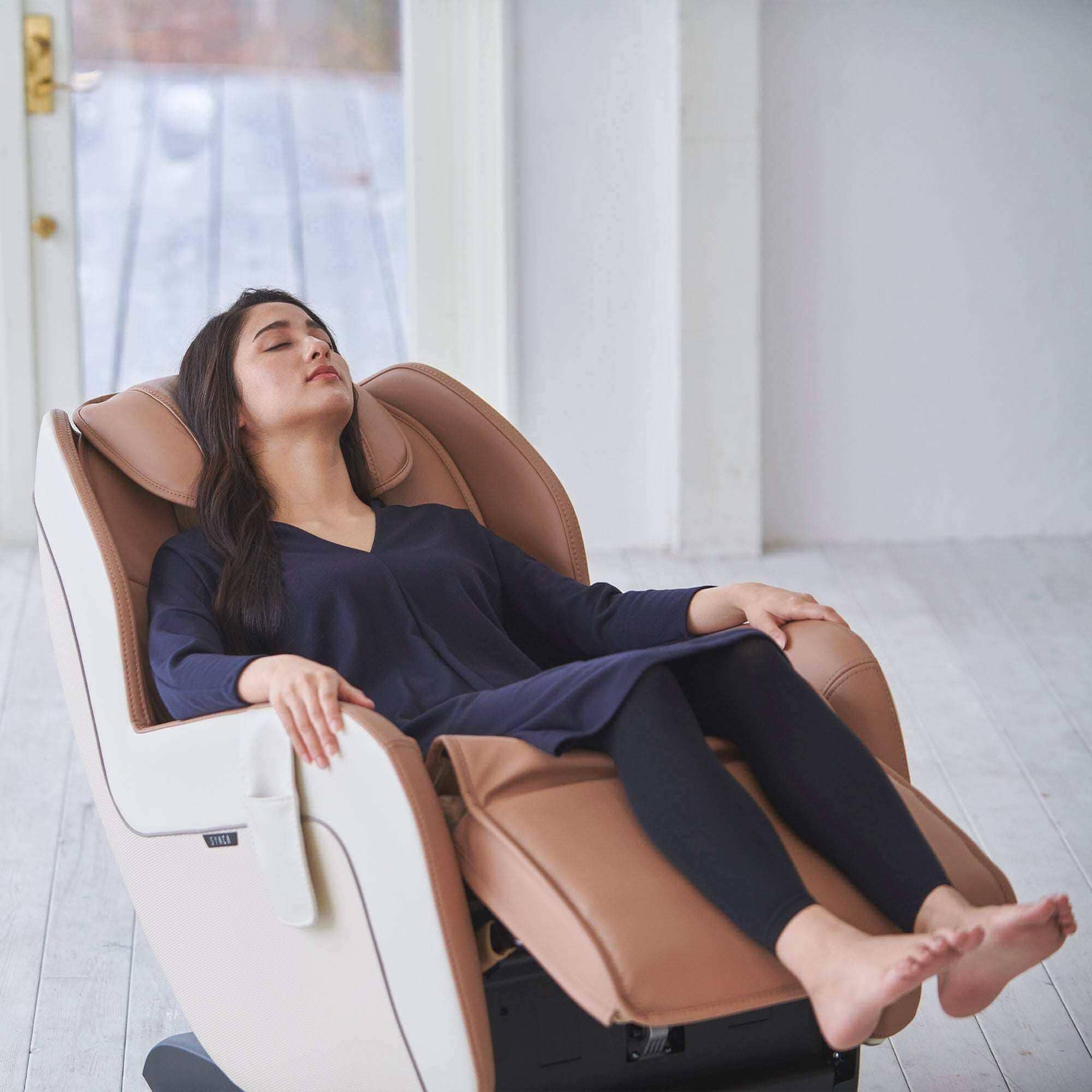 CirC+ Zero Gravity SL Track Heated Massage Chair