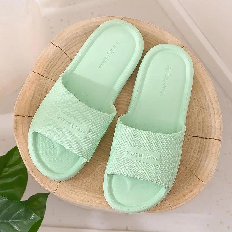 Cool New Slippers Women Summer Flip Flops Indoor Slippers Unique Design House Bathroom Non-slip Soft Flip Flops For Women