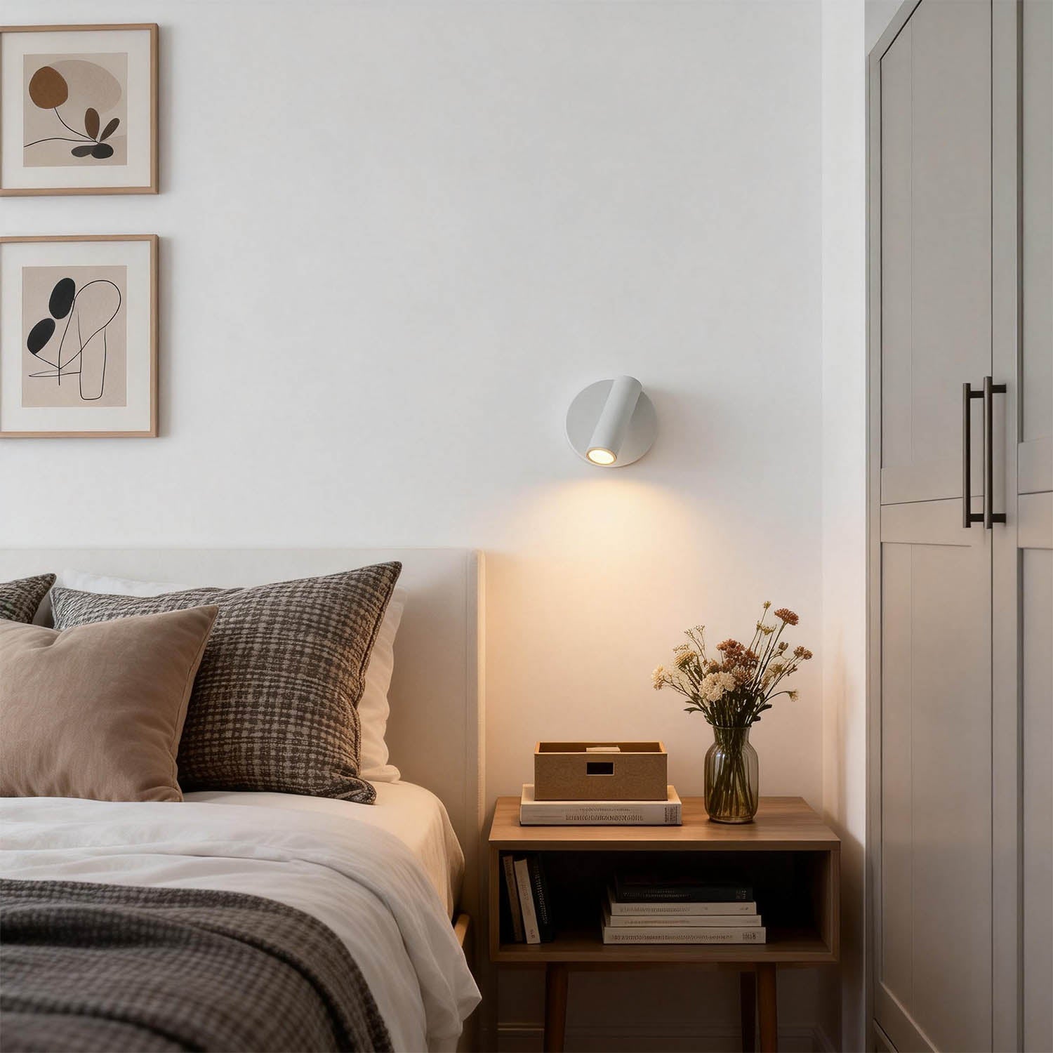 Davor Wall Light