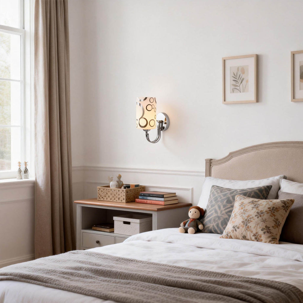 Kivon Wall Light