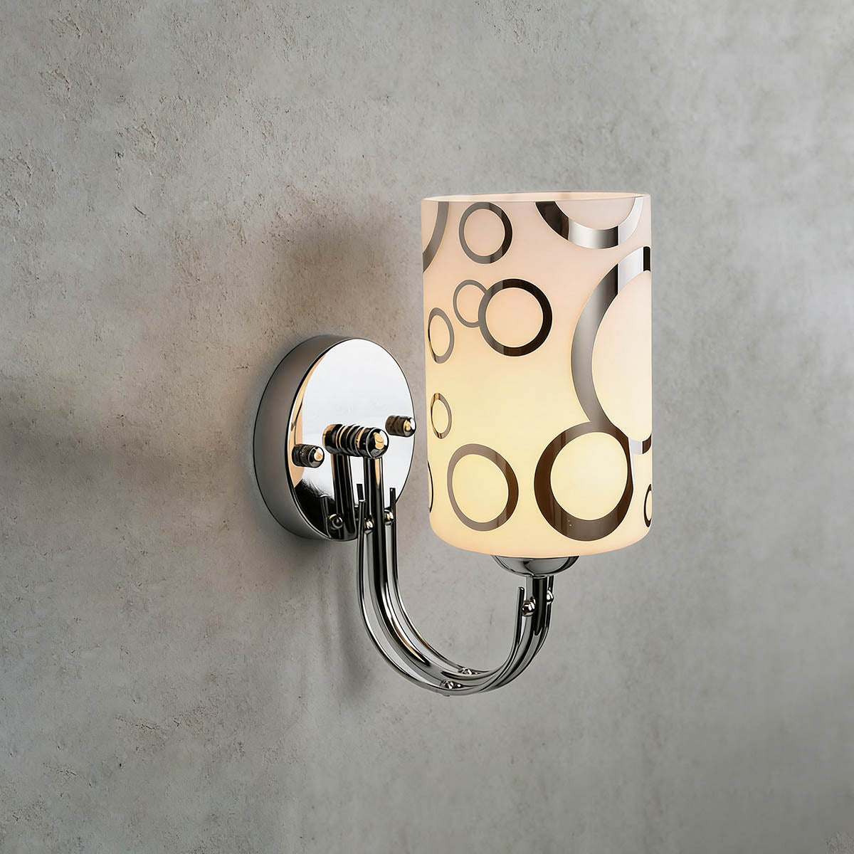Kivon Wall Light