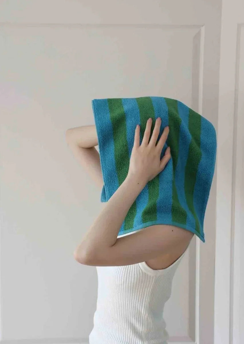 Ultra Soft Absorbent Retro Stripe Bath Towel - 100% Organic Premium