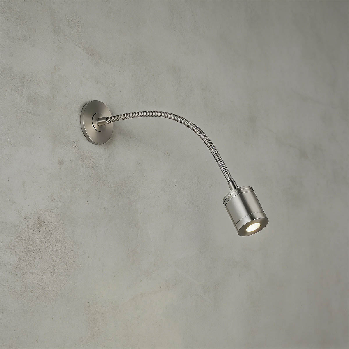 Vezaro Wall Light