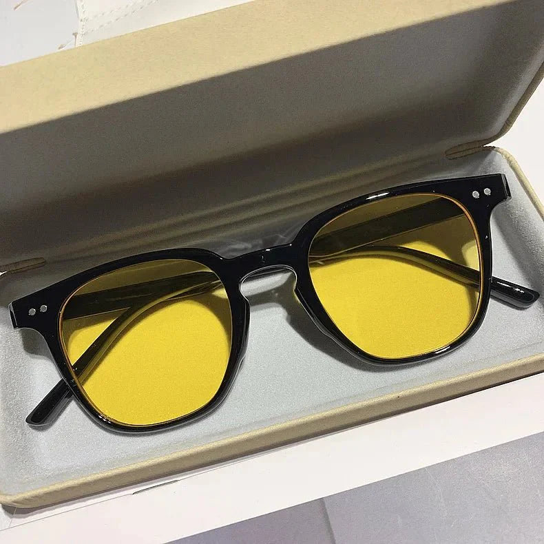 Vintage Square Sunglasses – Retro Mirror Eyewear