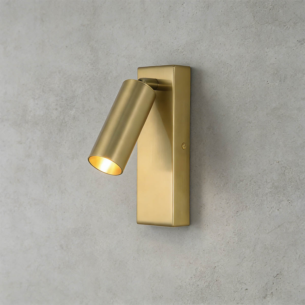 Xelto Wall Light