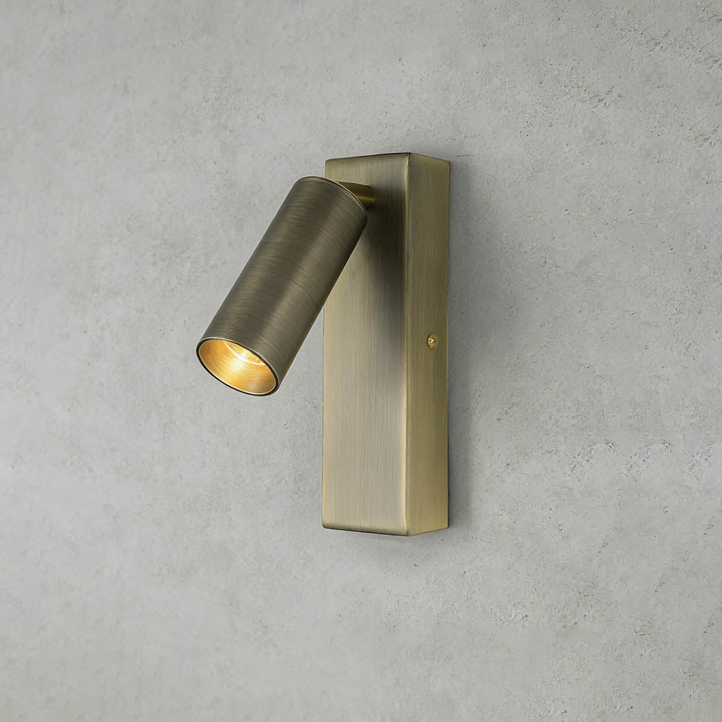 Xelto Wall Light